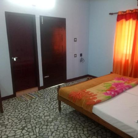 Marayoor Tourist Home มุนนาร์ ภายนอก รูปภาพ